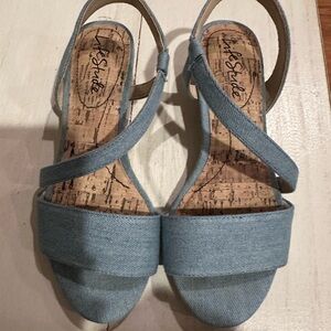 Life Stride Women's Denim Blue Sandals